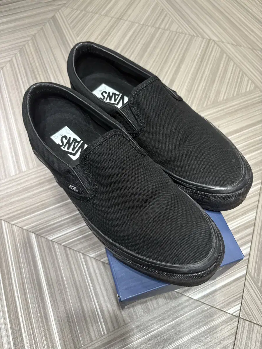 VANS 반스 프리미엄 슬립온 블랙 260